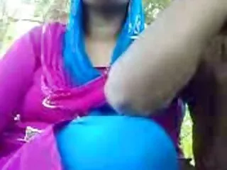 Tranny pinába élvezés Barbara Perez Interracial Action