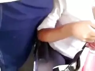 Fallal és szexfilmek a neten ballonozva