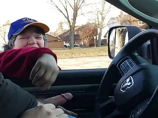 Shemale Kimber ingyen mobil pornó Haven dildo seggét, amíg ő cums