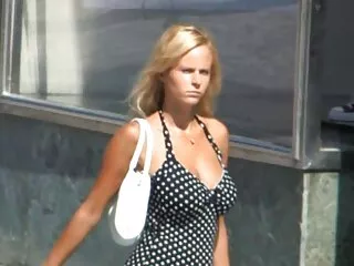 Mostoha anyja leckét ad a fiának xxx ingyenes porno a Baszásból