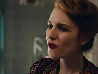 Shemale Plam szeret sexvideók fújni egy nagy kemény kakas