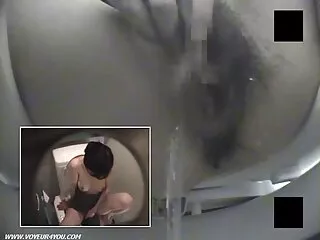 Az áztatott MILF pornó kisfilmek hüvelyek éhesek egy húsos fekete faszra